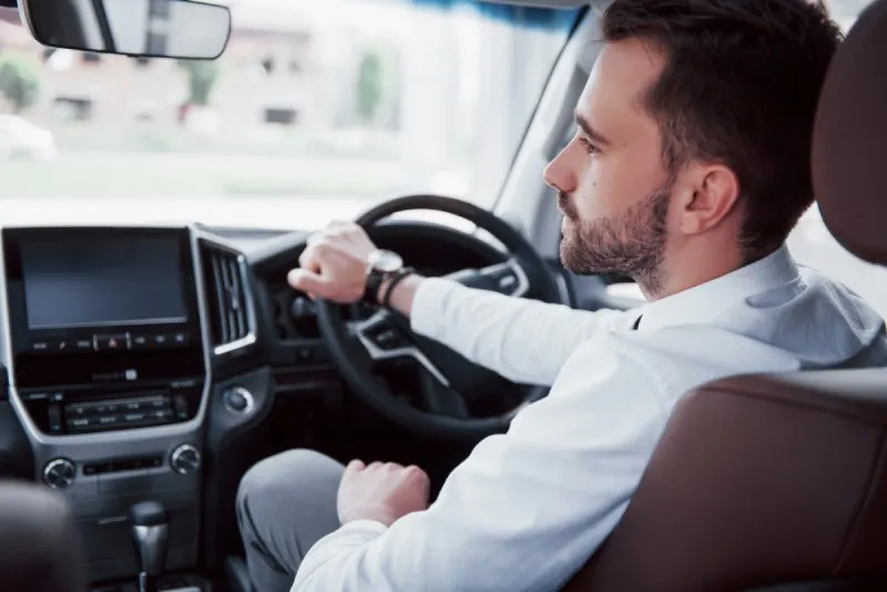 Chauffeur to Gatwick from Nottingham — Seamless Long-Distance Transfer